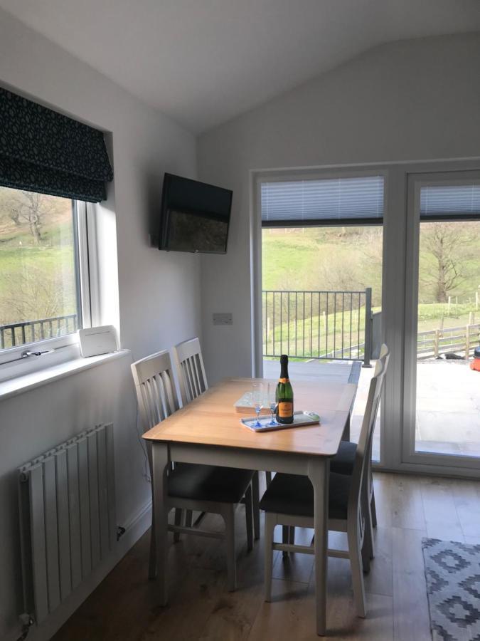 The Lodge Llangollen Extérieur photo
